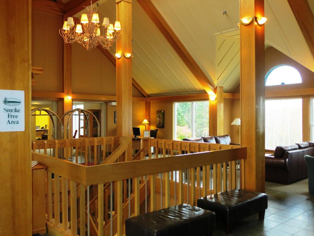 Riverside Resort And Conference Centre French Village Exterior foto
